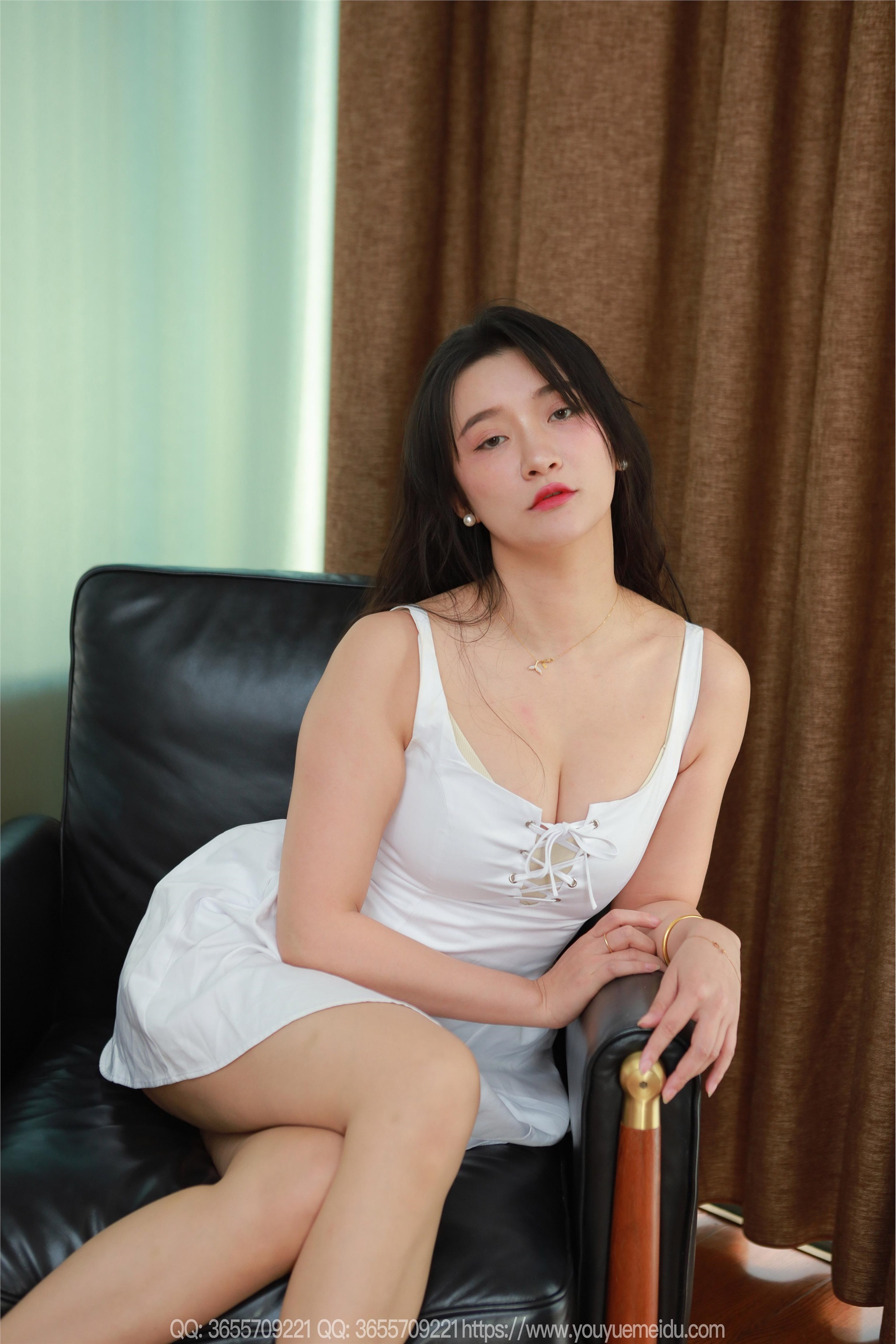 IESS异思趣向  2025.03.21 丝享家 2007 秋秋《低胸白色裙（下）》